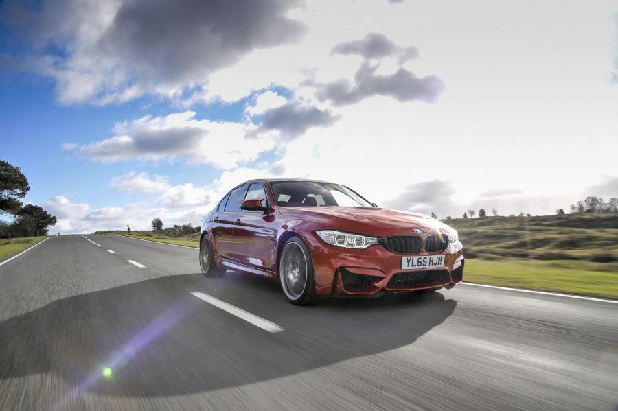  BMW M3 Competition Package 2016 года  (UK) (фото 23 из 25)
